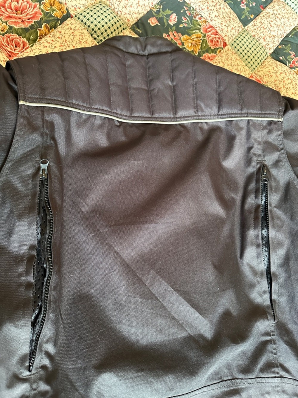 D—Men's Black Performance Riding Jacket with Reflective Stripes - Picture 10 of 16